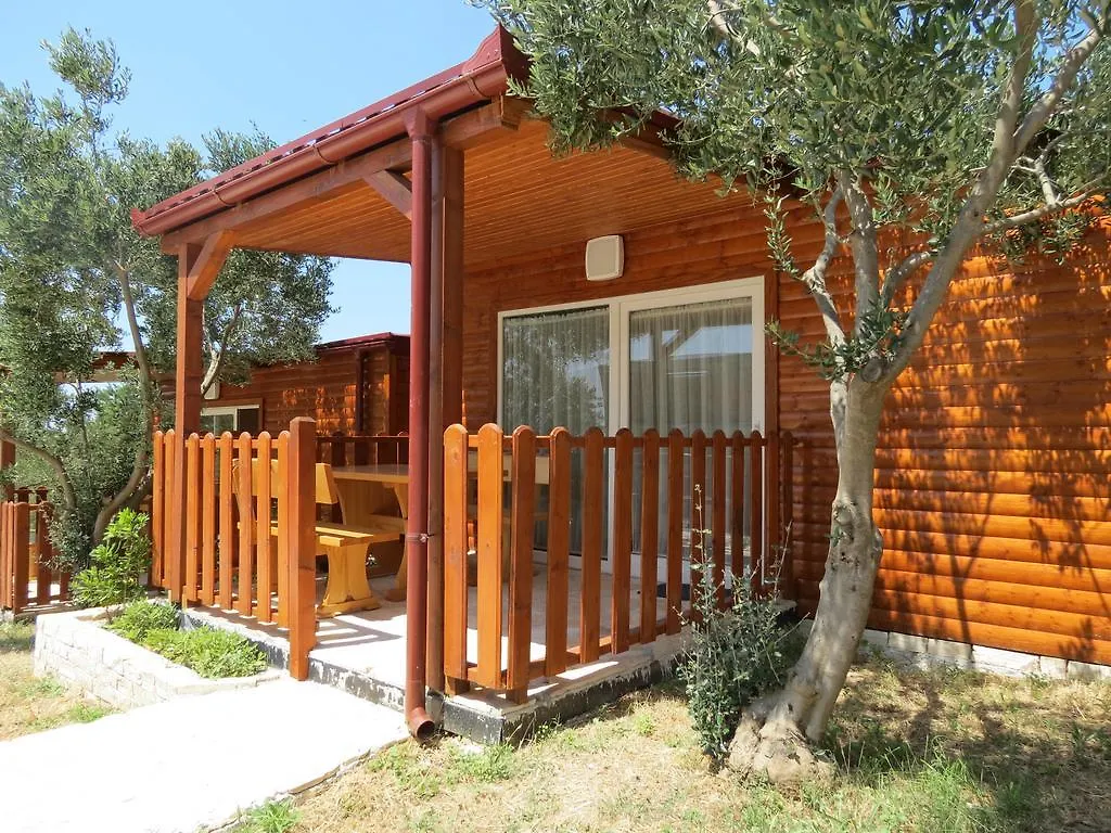 *** Prázdninový areál Campsite Kaya Pakoštane Chorvatsko