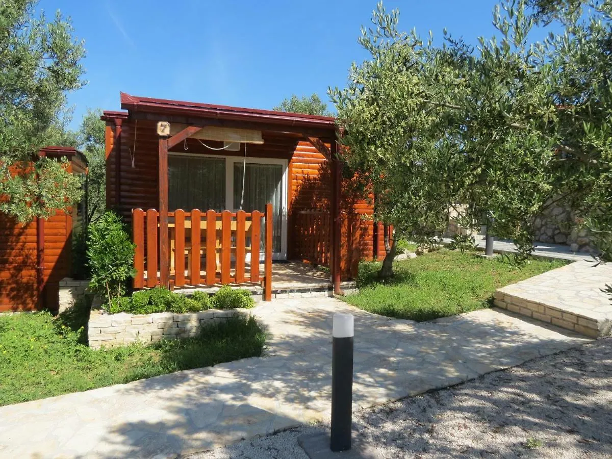 *** Prázdninový areál Campsite Kaya Pakoštane Chorvatsko